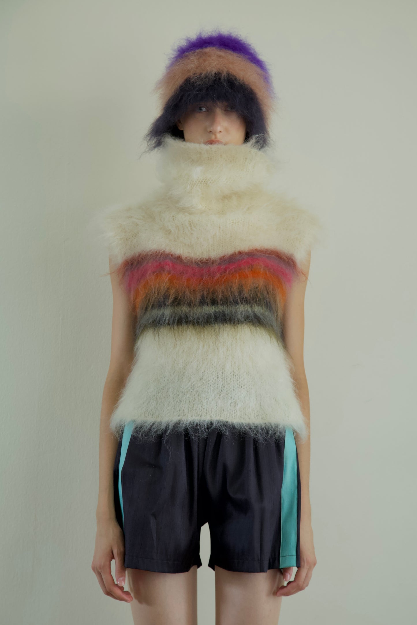Original Blur Brushed Mohair Unisex Long Neck Vest (paradise)